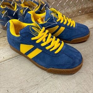 BNIB dunnit royal blue/yellow, womens sizes!